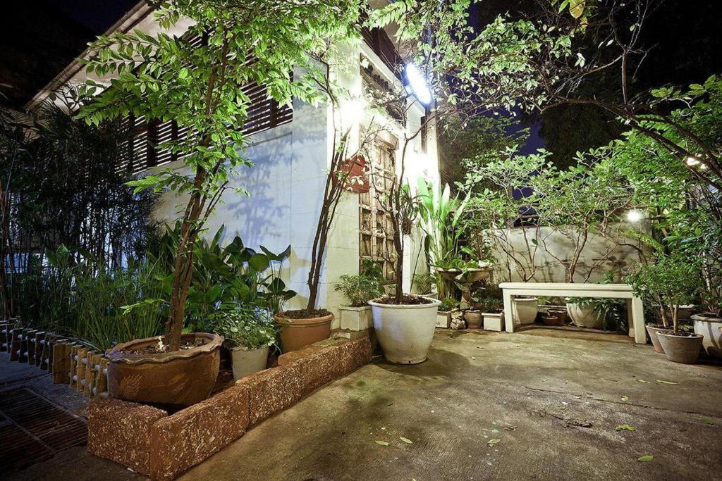 Littlest Guesthouse Bangkok Eksteriør billede